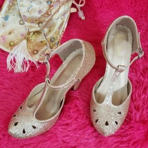 💋Graham Street Shoe Co.💋 Glitter Heels